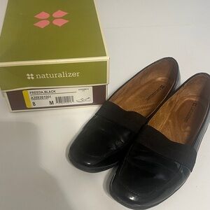Naturalizer Black Leather Loafers Freeda Size 8